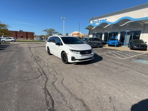 New 2026 Honda Odyssey Elite image 4