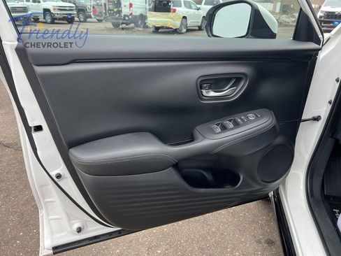 Used 2024 Honda HR-V EX-L image 17