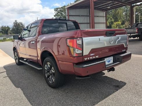Used 2024 Nissan Titan Platinum Reserve w/ Moonroof Package AWD/4WD image 5
