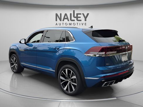 Used 2025 Volkswagen Atlas Cross Sport SEL Premium R-Line image 3