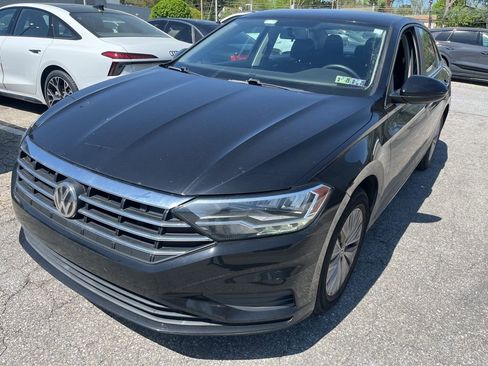 Used 2019 Volkswagen Jetta S w/ Driver Assistance Package image 2
