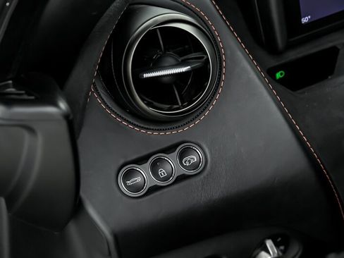 Used 2018 McLaren 720S Performance RWD image 25