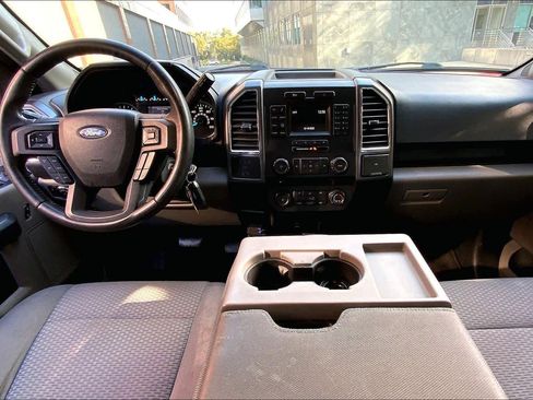 Used 2017 Ford F150 XLT image 14