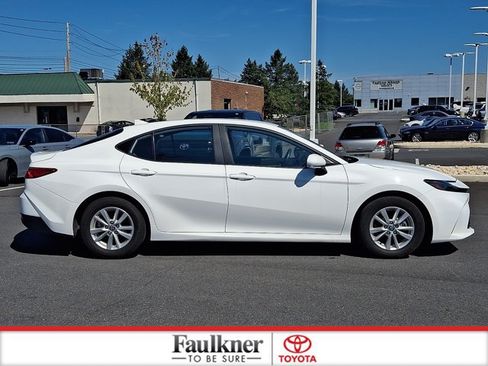 Certified 2025 Toyota Camry LE FWD image 7