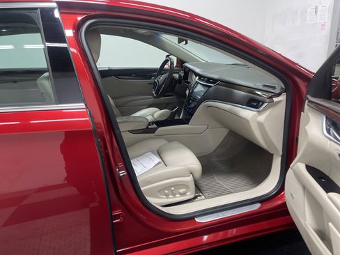 Used 2014 Cadillac XTS Premium w/ Driver Assist Package image 25