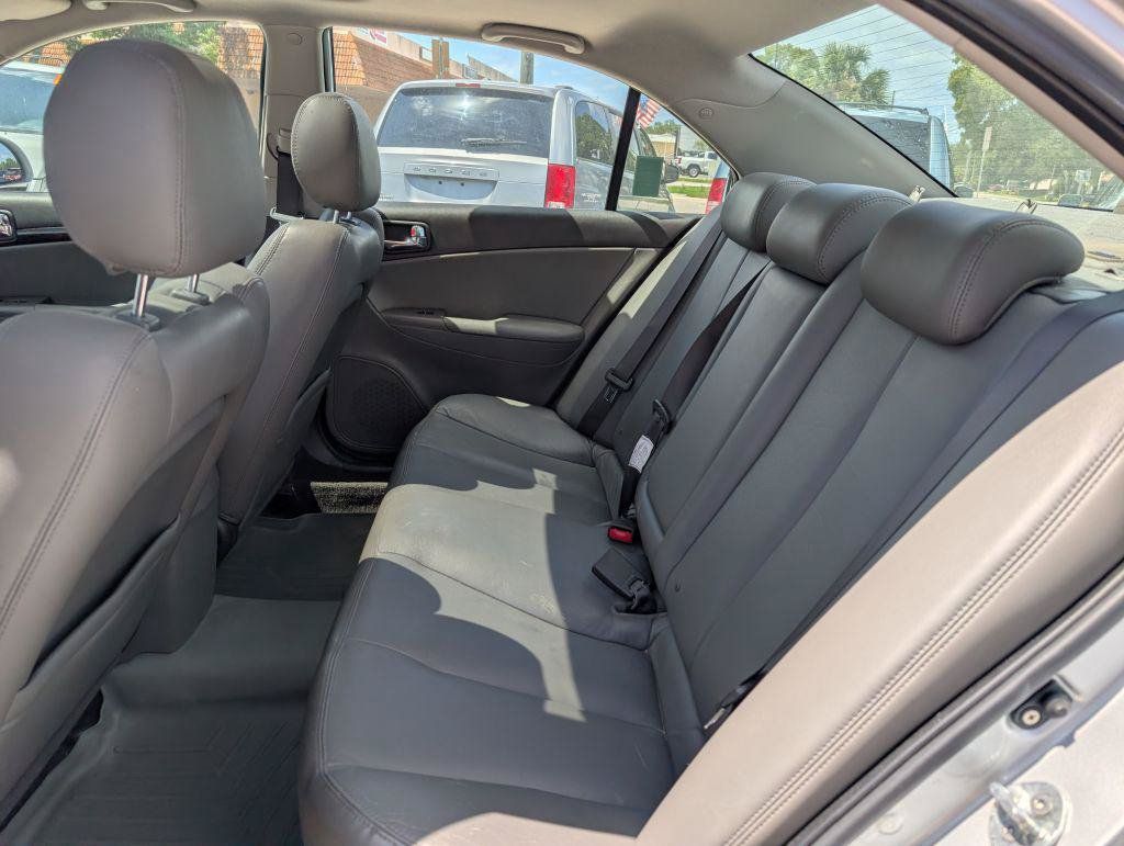 Used 2009 Hyundai Sonata Limited FWD image 10