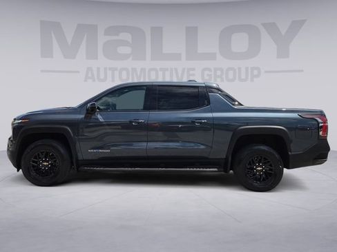 Used 2026 Chevrolet Silverado EV LT AWD/4WD image 2