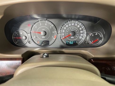 Used 2003 Chrysler Sebring LXi image 26