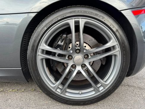 Used 2011 Audi R8 V10 AWD/4WD image 11