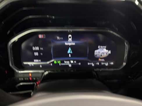 Used 2025 Chevrolet Silverado 1500 LT image 13