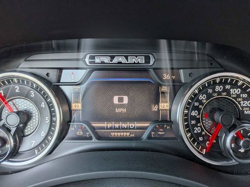 Used 2020 RAM 2500 Laramie image 28