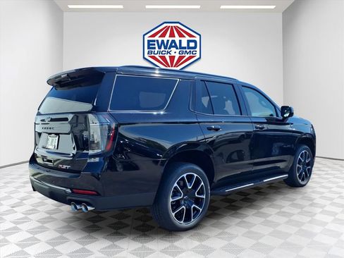 Used 2026 Chevrolet Tahoe RST w/ Comfort Package AWD/4WD image 5