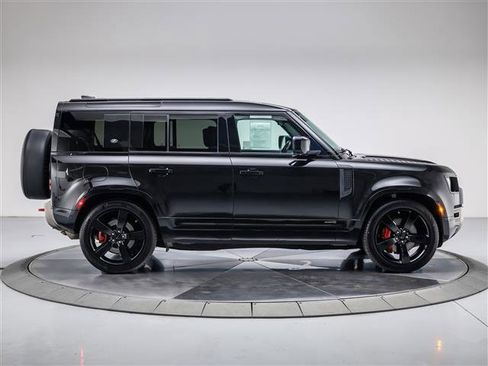 Used 2020 Land Rover Defender 110 X AWD/4WD image 6
