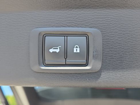 Used 2023 Mitsubishi Outlander SEL AWD/4WD image 31