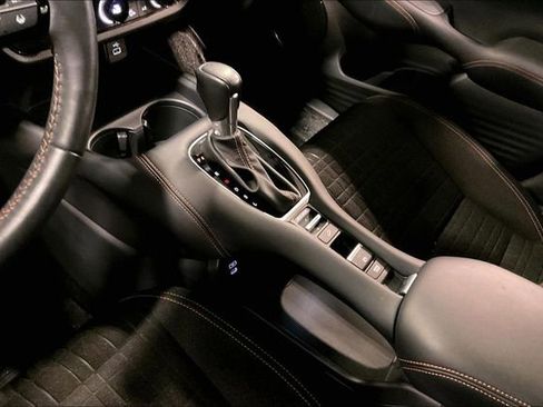 Used 2024 Honda HR-V Sport image 17