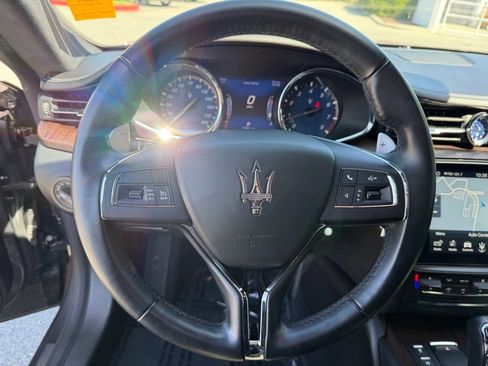 Used 2018 Maserati Quattroporte S Q4 AWD/4WD image 23