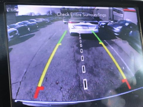 Used 2019 Jeep Grand Cherokee Limited image 25