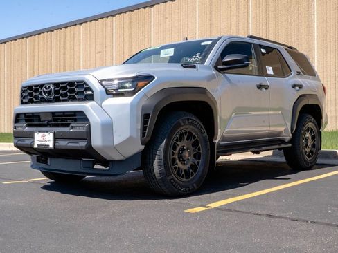 New 2026 Toyota 4Runner TRD Off-Road AWD/4WD image 4
