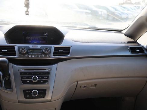 Used 2016 Honda Odyssey LX image 25