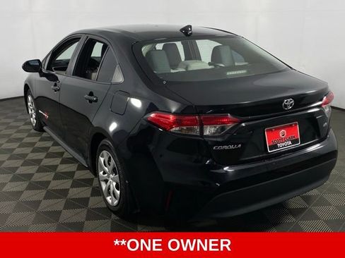 Used 2025 Toyota Corolla LE FWD image 6