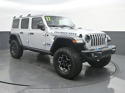 Used 2022 Jeep Wrangler Unlimited Rubicon 4xe w/ Steel Bumper Group AWD/4WD image 9