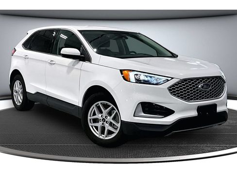 Used 2024 Ford Edge SEL AWD/4WD image 2
