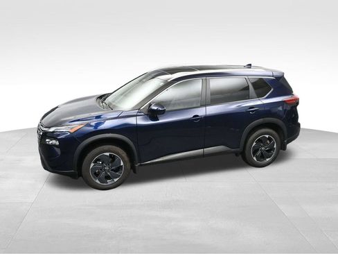 Used 2024 Nissan Rogue SV w/ SV Premium Package FWD image 11
