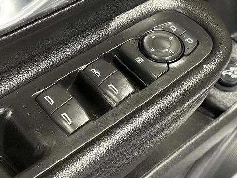 Used 2023 GMC Terrain SLT w/ Infotainment Package II AWD/4WD image 14