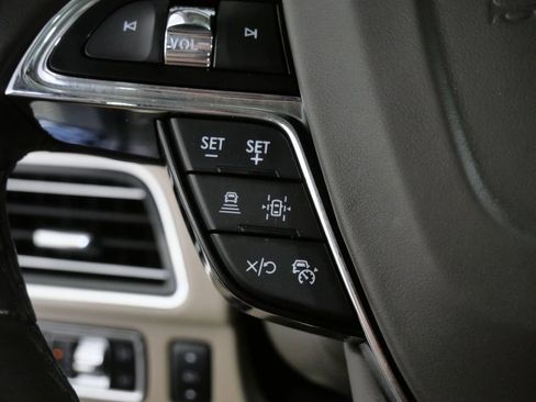 Certified 2023 Lincoln Navigator Reserve AWD/4WD image 23