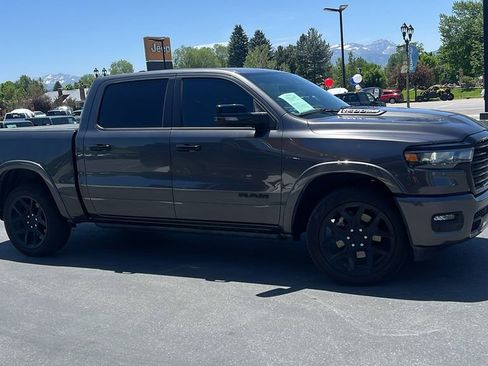 Used 2025 RAM 1500 Laramie w/ Night Edition AWD/4WD image 4