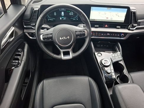 Used 2023 Kia Sportage EX image 10