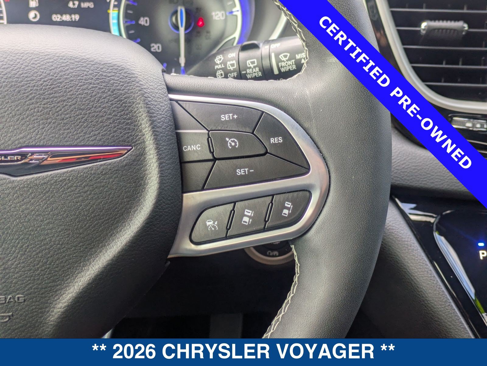 Used 2026 Chrysler Voyager LX FWD image 28