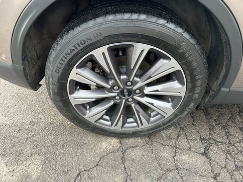 Used 2020 Lincoln Corsair Reserve w/ Equipment Group 202A image 13