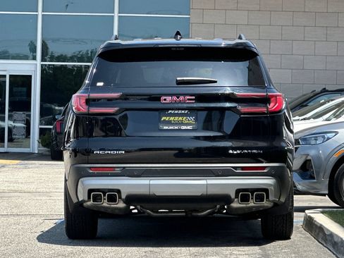 Used 2026 GMC Acadia Elevation w/ Elevation Premium Package FWD image 5