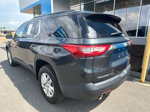 Used 2021 Chevrolet Traverse LT AWD/4WD image 8