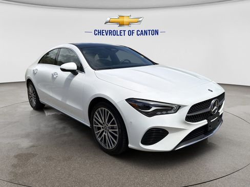 Used 2025 Mercedes-Benz CLA 250 image 3