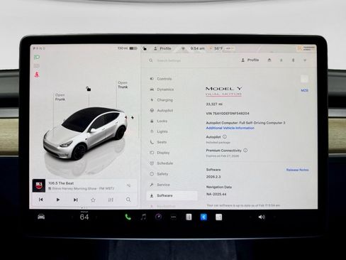 Used 2022 Tesla Model Y Performance image 9