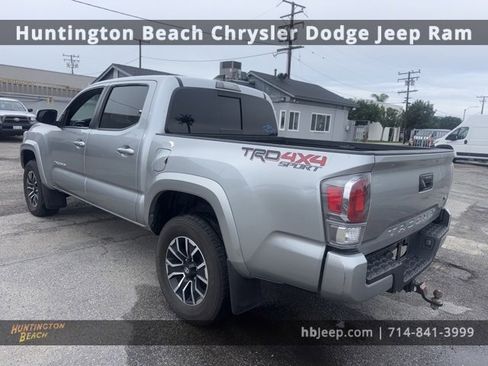 Used 2023 Toyota Tacoma TRD Sport image 7