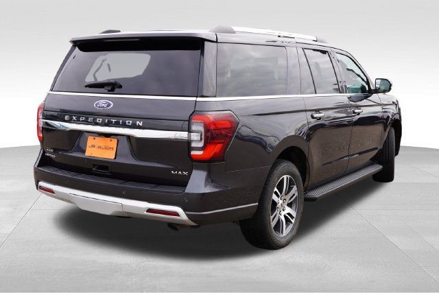 Used 2024 Ford Expedition Max Limited AWD/4WD image 5