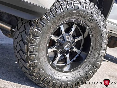 Used 2014 RAM 3500 Laramie image 15