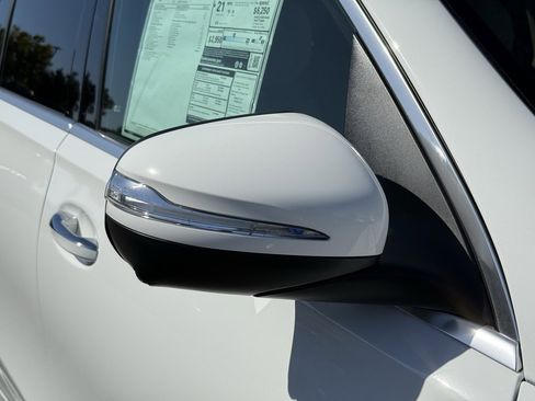 New 2026 Mercedes-Benz GLS 450 4MATIC image 25