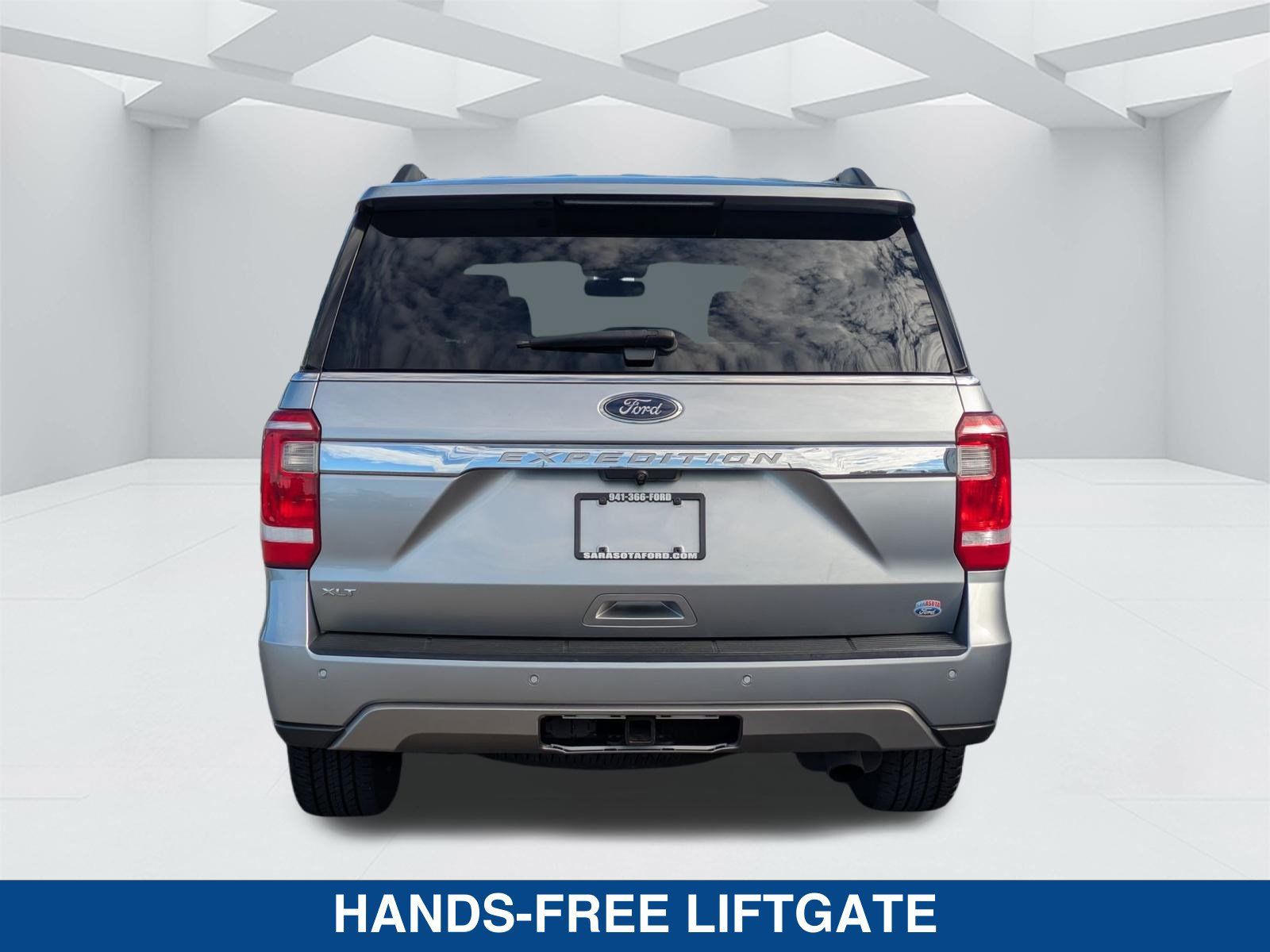 Used 2020 Ford Expedition XLT w/ Equipment Group 202A RWD image 6