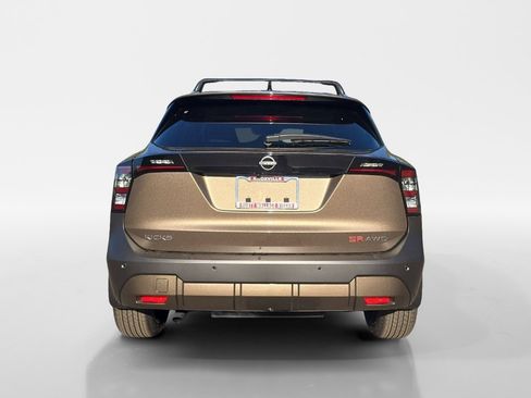 New 2026 Nissan Kicks SR w/ Cold Weather Package image 4