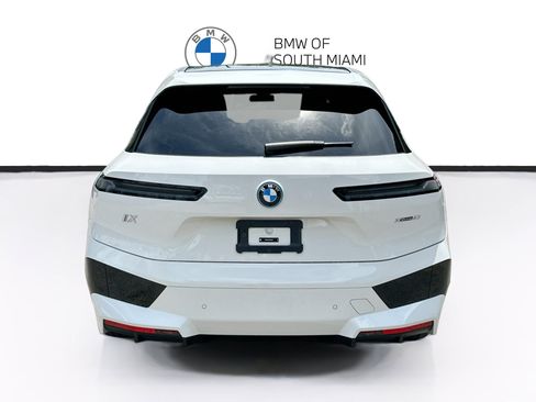 Used 2025 BMW iX xDrive50 AWD/4WD image 6