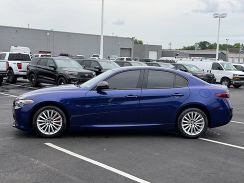 Used 2022 Alfa Romeo Giulia Sprint AWD/4WD image 7