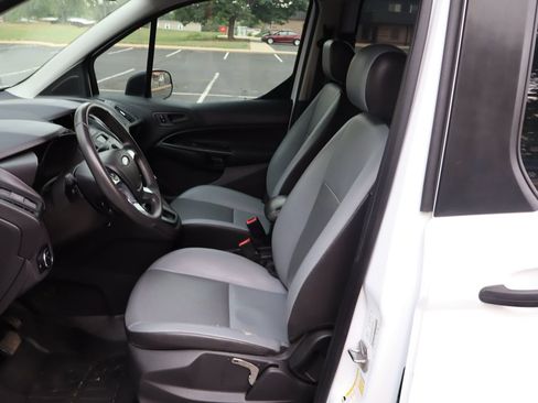 Used 2017 Ford Transit Connect XL FWD image 19