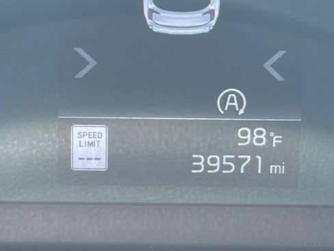 Used 2024 Kia Telluride S w/ S Sunroof Package FWD image 17