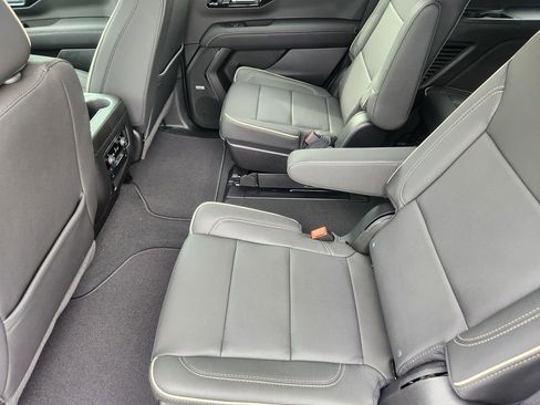 New 2026 Chevrolet Tahoe Premier w/ Sun And Tow Package AWD/4WD image 9
