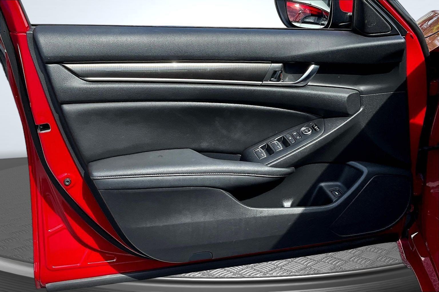 Used 2020 Honda Accord Sport image 16