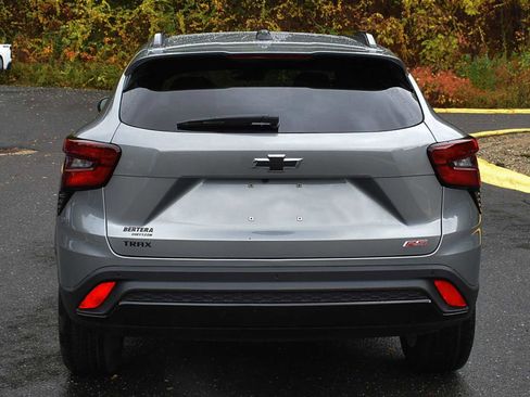 New 2026 Chevrolet Trax RS w/ Driver Confidence Package image 7